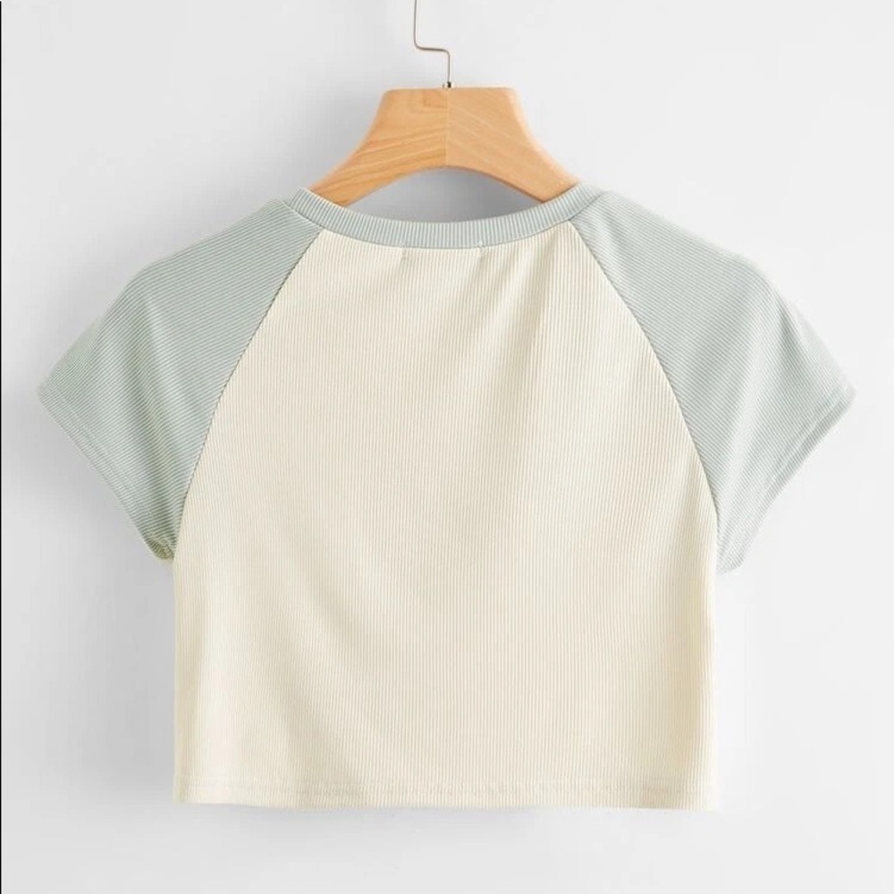 Mushroom Crop Tee, Multiple Sizes, NWOT, For Bundle Purchases Only - Picture 4 of 9